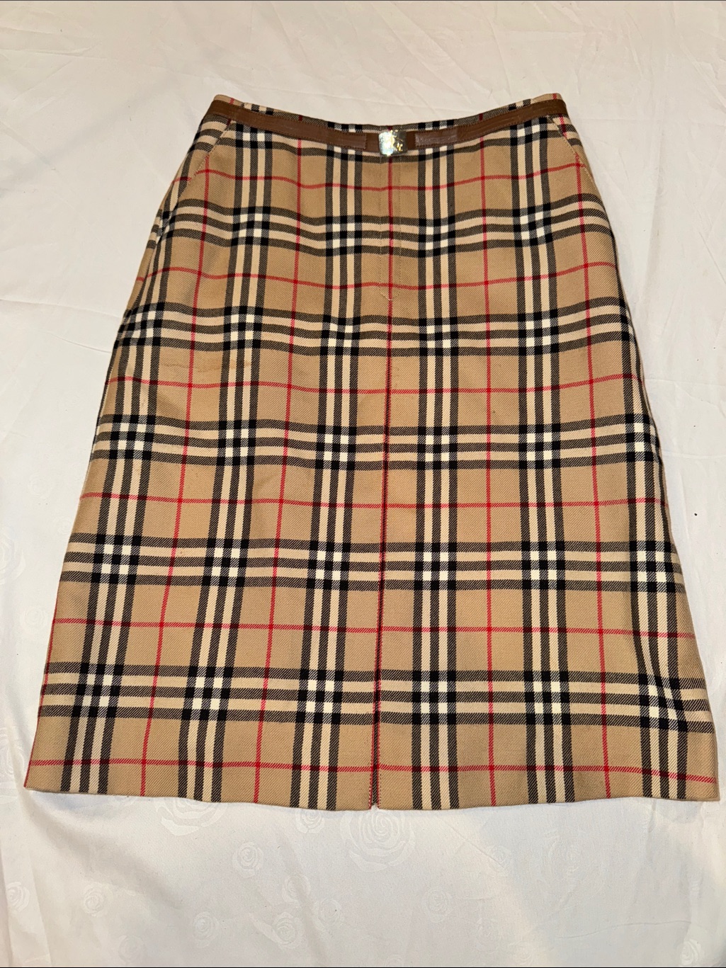 Authentic Burberry Beige Plaid Pencil Skirt With Red And Black Accents